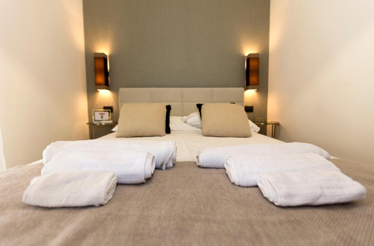 N A P Experience Apartments ナポリ エクステリア 写真